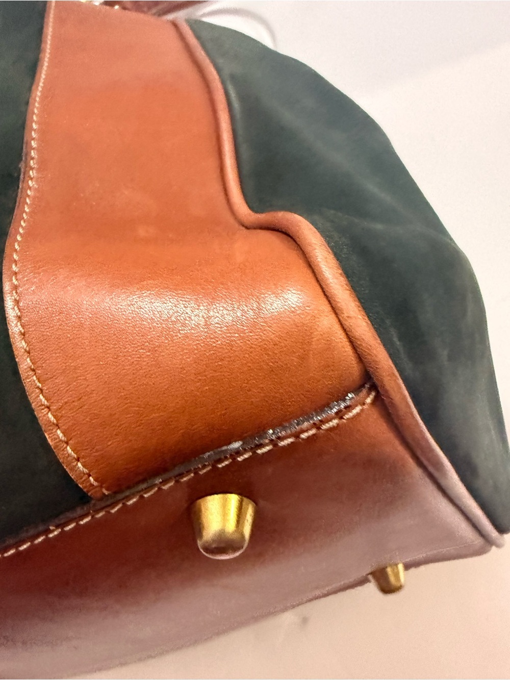Bally Vintage Foxglove Nubuck Suede Bucket Bag Made in USA Green Leather - Picture 8 of 14